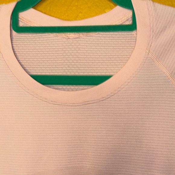 Lululemon Athletica Women's Seriously Tech Blush Quartz Long Sleeve Top - Picture 5 of 8